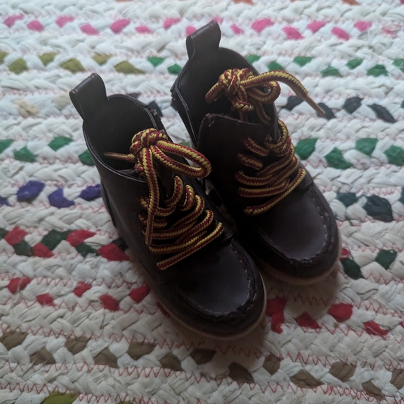 Cat and Jack boots - Picture 3 of 4